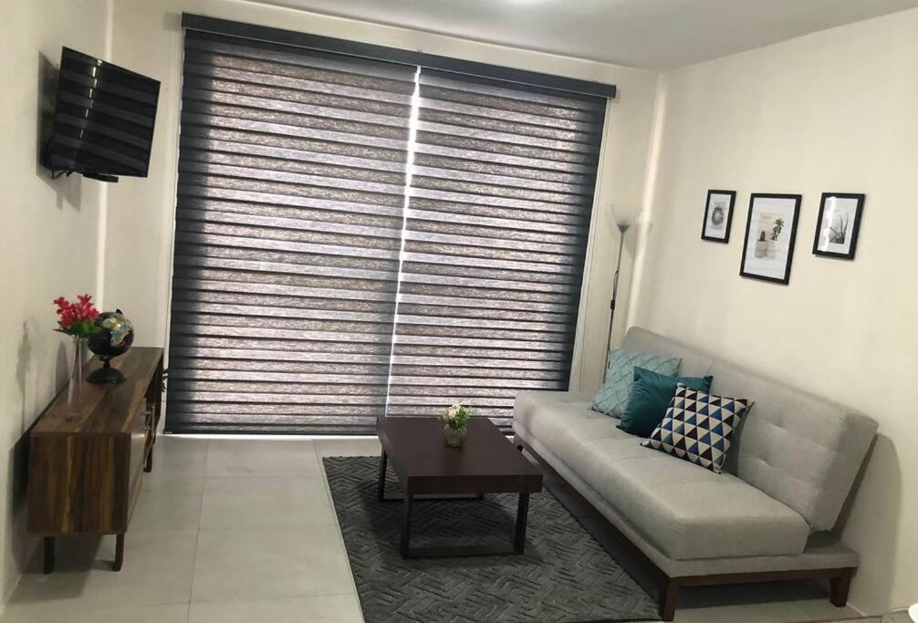 Be Central Departamento Con Alberca En El Centro De Guadalaja Guadalajara Kültér fotó